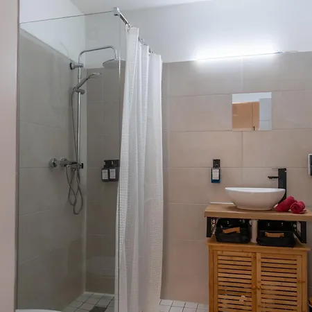 Savon#1 - Innenstadt Netflix-kueche-parking-wlan-kingsizebett-loggia * Bad Oeynhausen